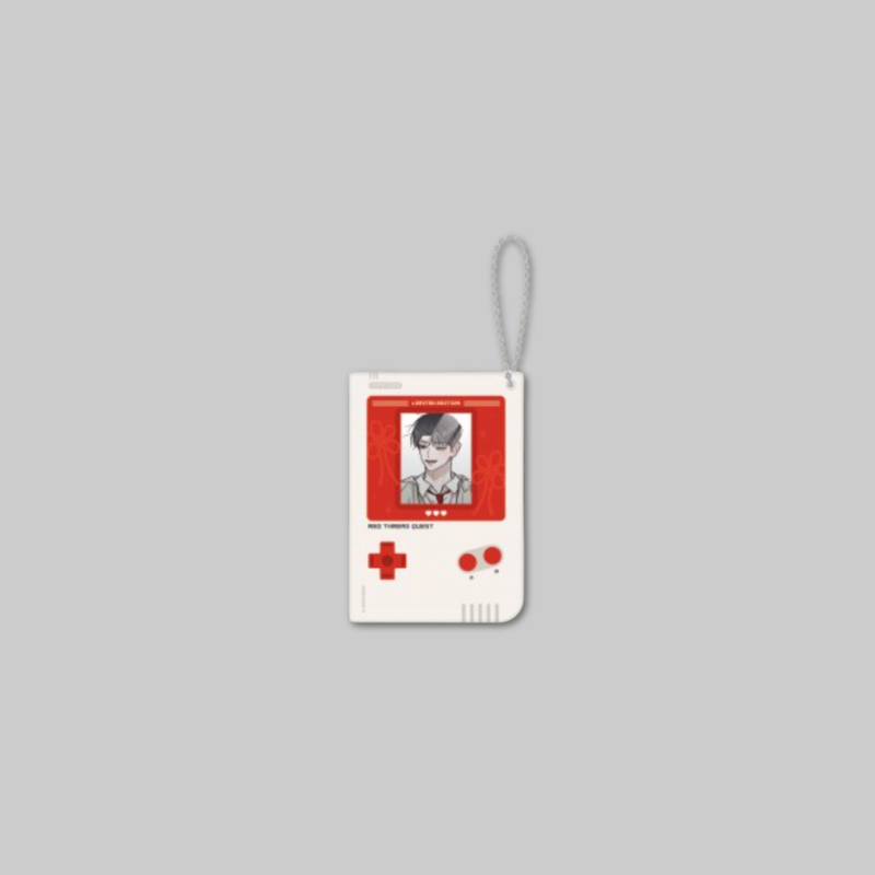 Red Thread Quest: Pop-Up Store - Photo Holder Keyring