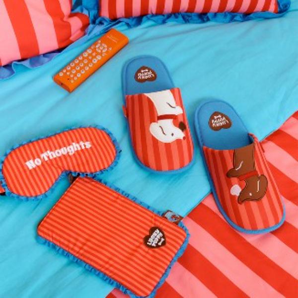 Wiggle Wiggle - Washable Fabric Home Slippers (Lucky Puppy Red)