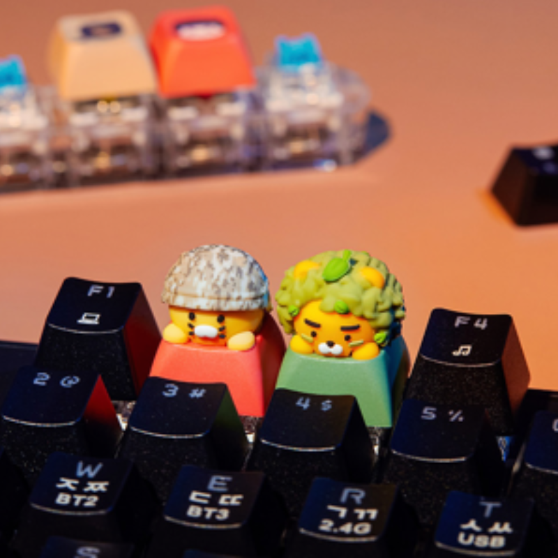 Battleground X Friends - LED Keycap Keyring