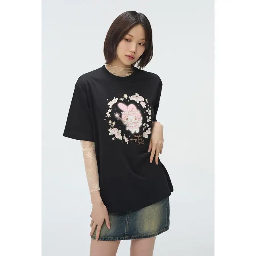 SPAO x My Melody - 50th Anniversary Short Sleeve T-Shirt (Black) - SPAO - T-Shirt - Harumio
