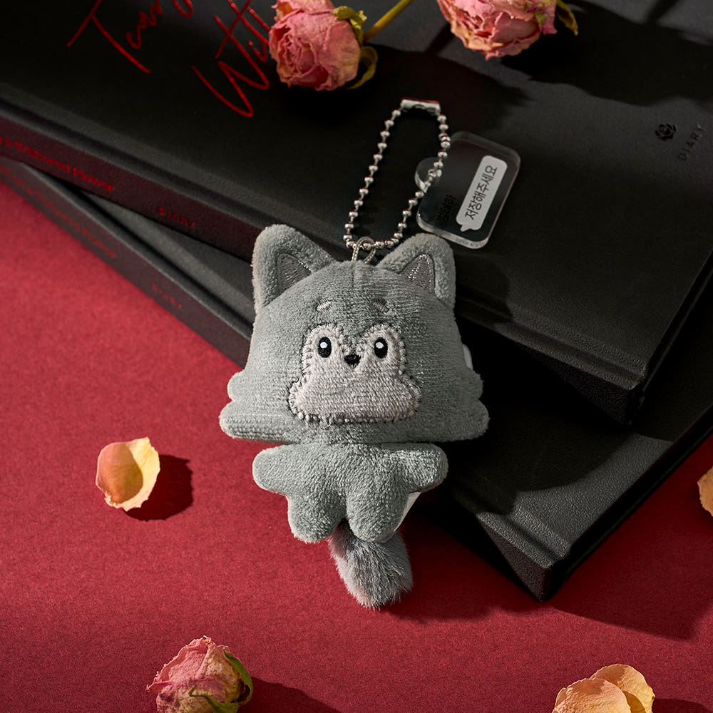 Tears on a Withered Flower - SD Plush Brooch