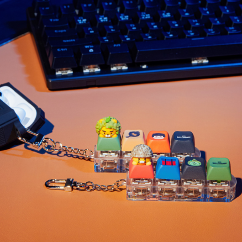 Battleground X Friends - LED Keycap Keyring