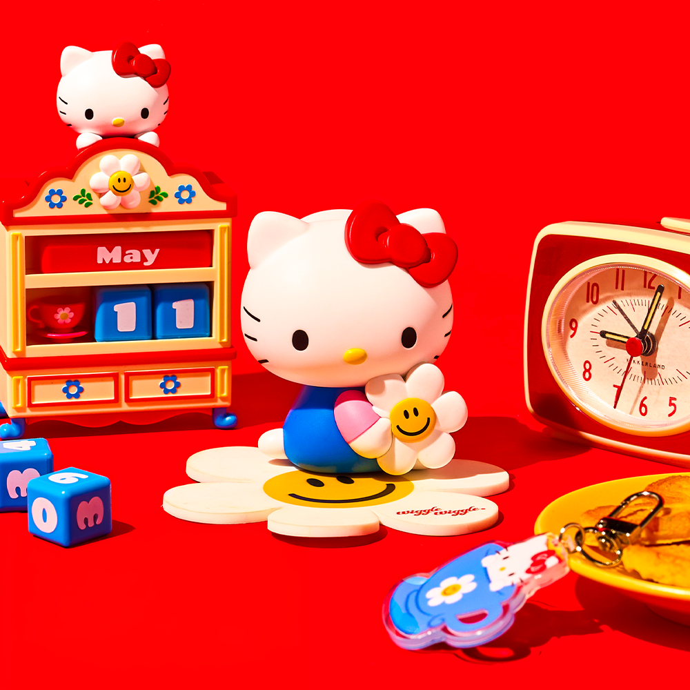 Hello Kitty x Wiggle Wiggle - Car Air Freshener (Hello Kitty & Smile We Love)