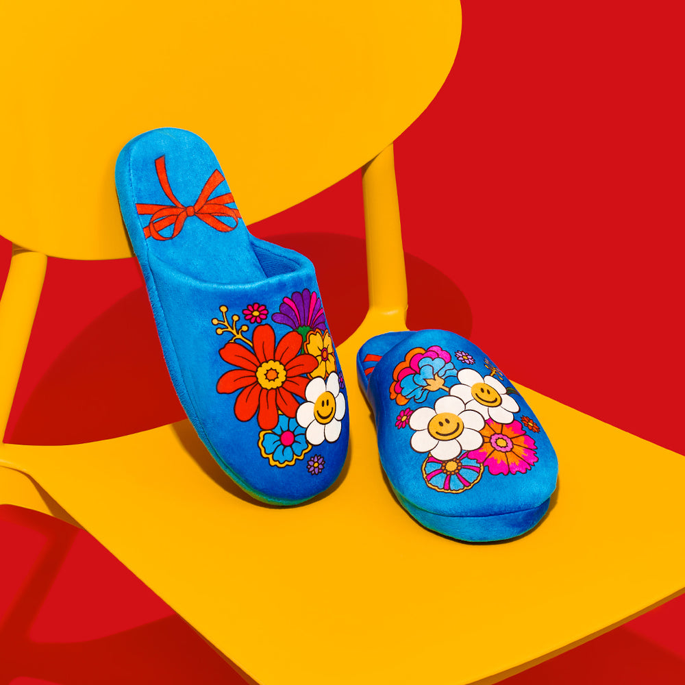 Wiggle Wiggle - Blooming Home Slippers