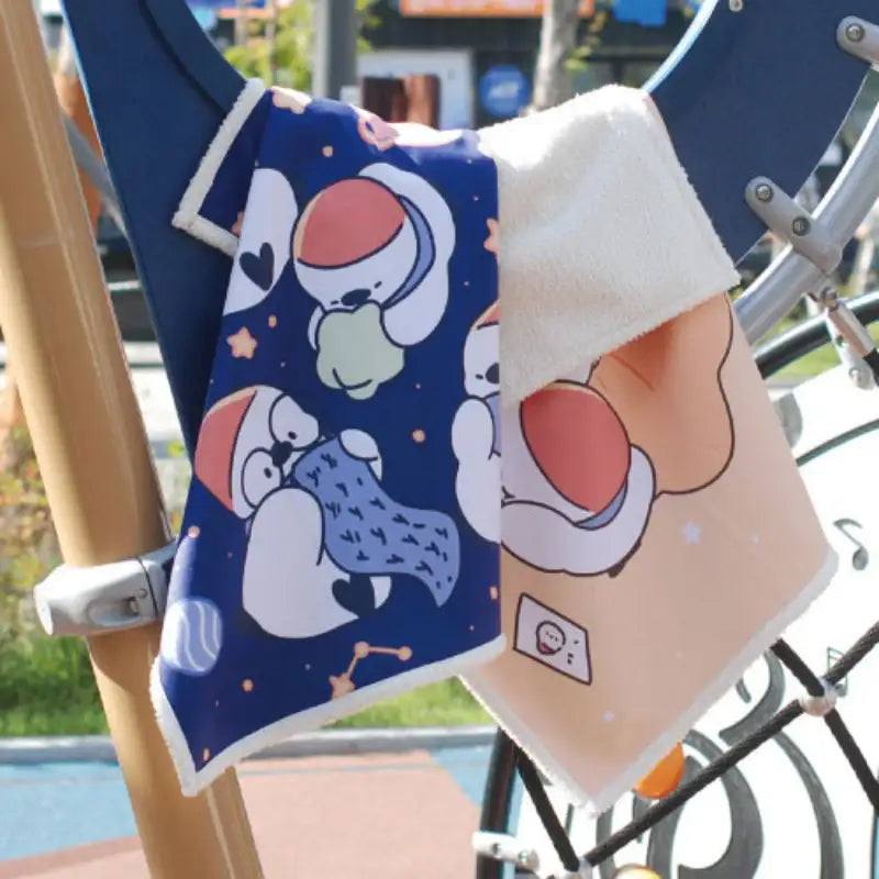 Pinu - Fleece Knee Blanket - Soone Content - Blankets - Harumio
