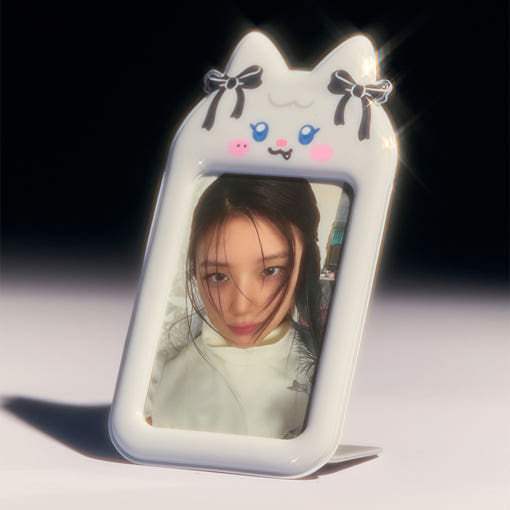 Line Friends - (G)I-DLE Minini PVC Photocard Holder Stand - Line Friends - Photocard Holder Stand - Harumio
