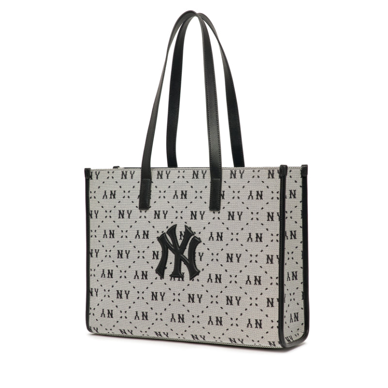 MLB KOREA New York Yankees Diamond Monogram Fur Hobo Bag, White