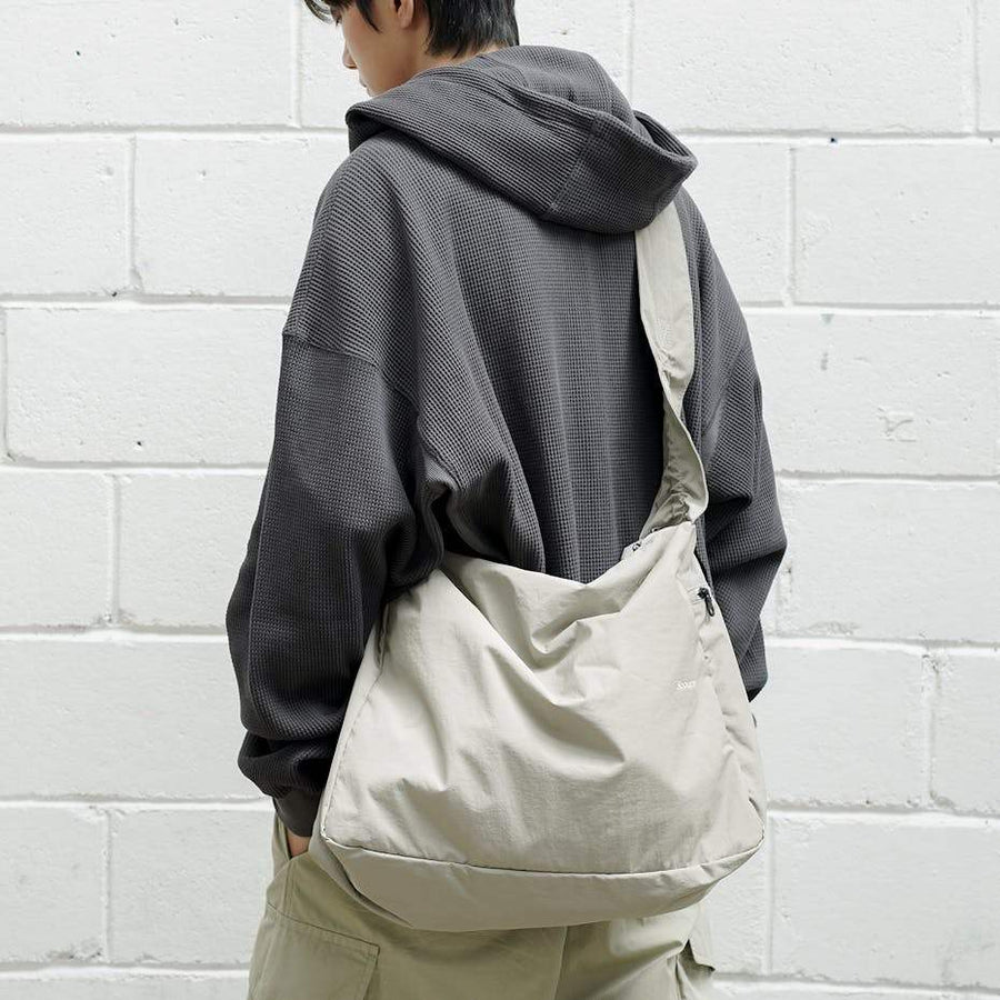 Scoupe - The Air Hobo Crossbody Bag (tumblbug) - Scoupe - Bag - Harumio