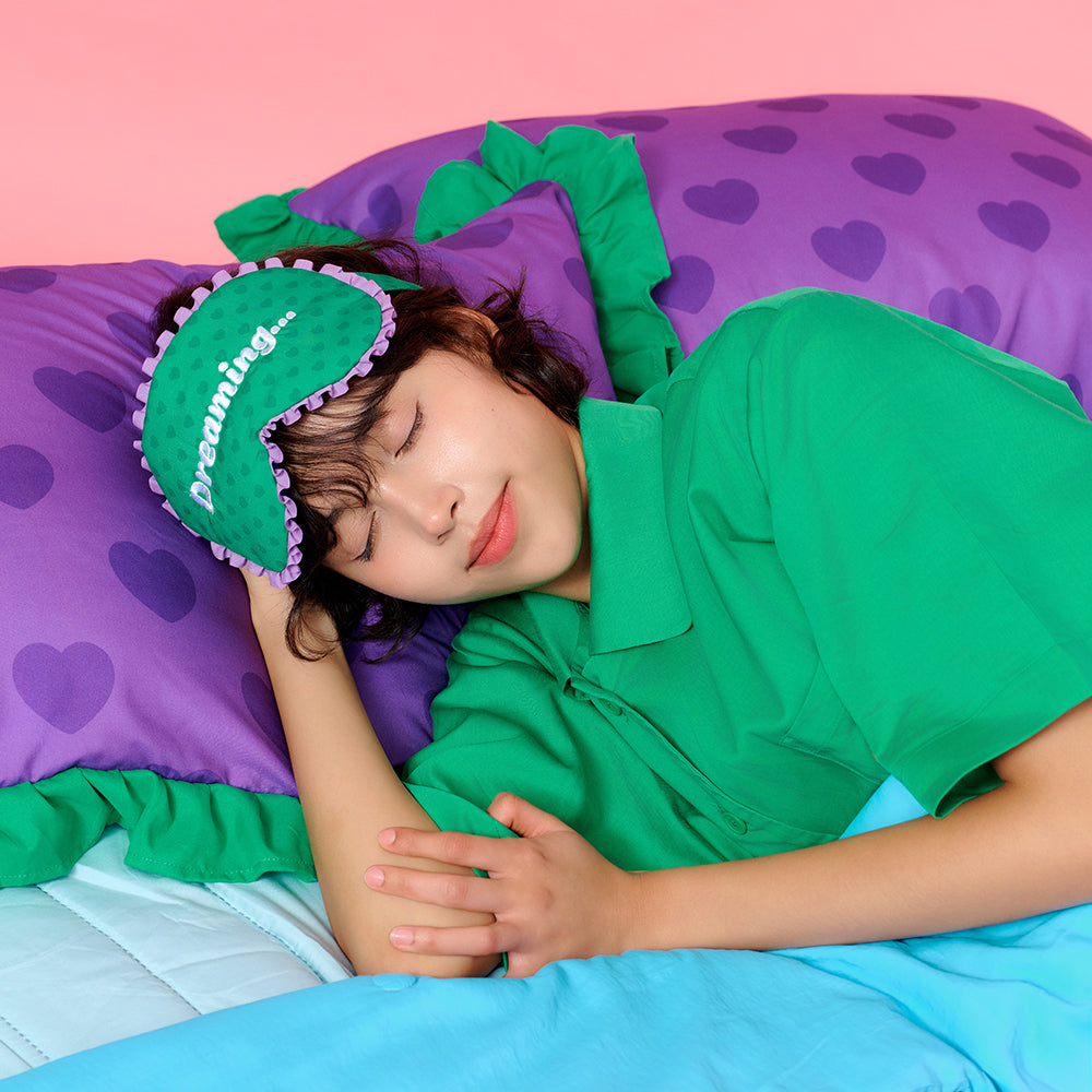 Wiggle Wiggle - Cooling Pillowcase (Lucky Puppy Purple)