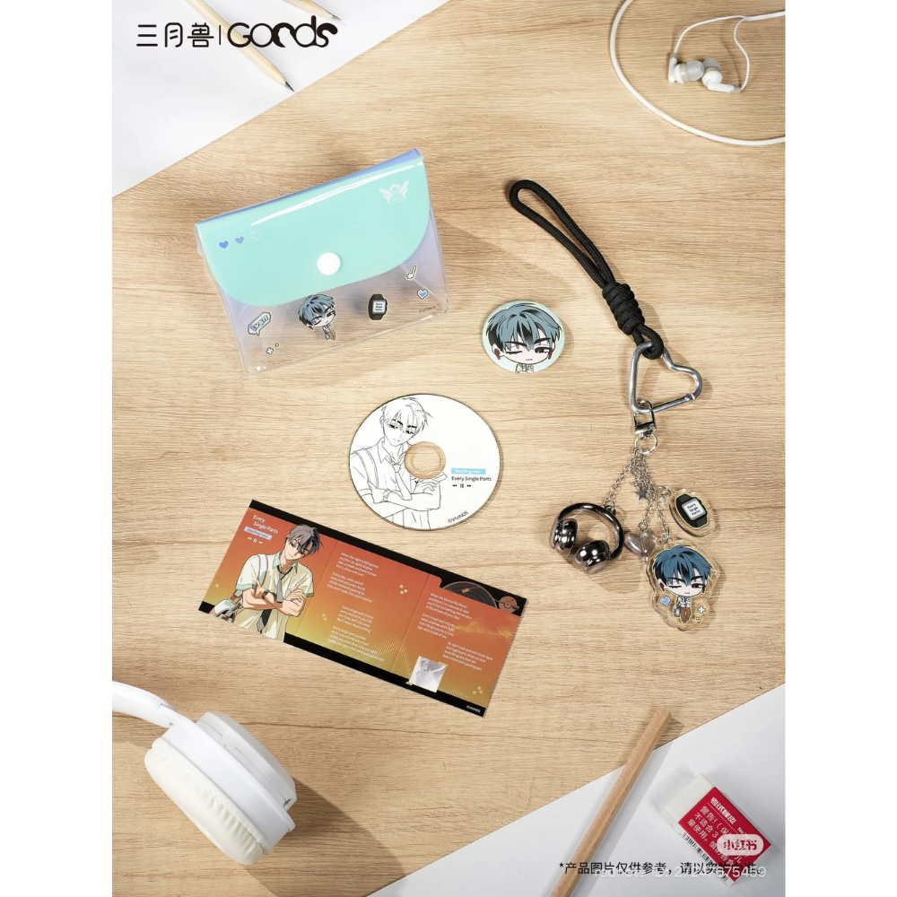 This premium set includes a transfer sticker sheet, a mini photo album, an audio-source card, three blank mini CDs, and a chibi-style acrylic charm, bringing together a music-inspired concept with exclusive collectible items.