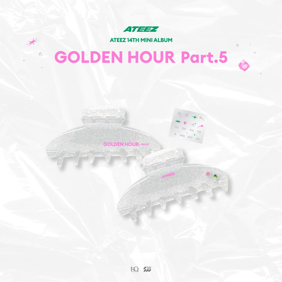 Inspired by the GOLDEN HOUR collection, this collectible hair clip combines functionality with an elegant design.
