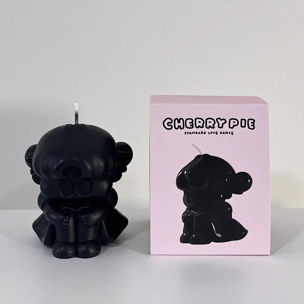 Standard Love Dance - LEEGONG Black Cherry Pie 3D Candle - Line Friends Square - Candle - Harumio