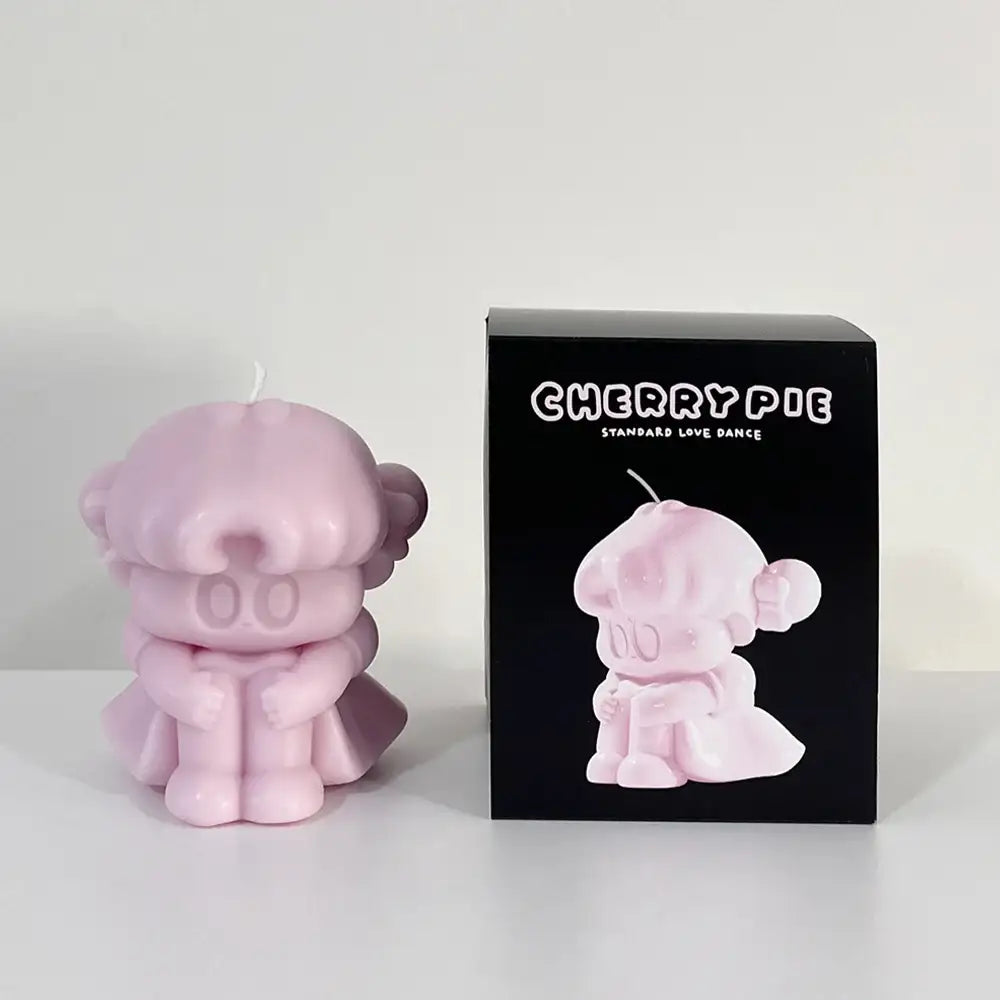 Standard Love Dance - LEEGONG Black Cherry Pie 3D Candle - Line Friends Square - Candle - Harumio