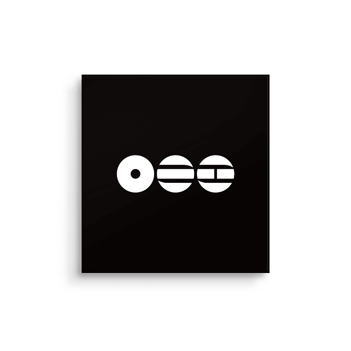Celebrate BTS with the official Arirang – T-Shirt CD Box Set.