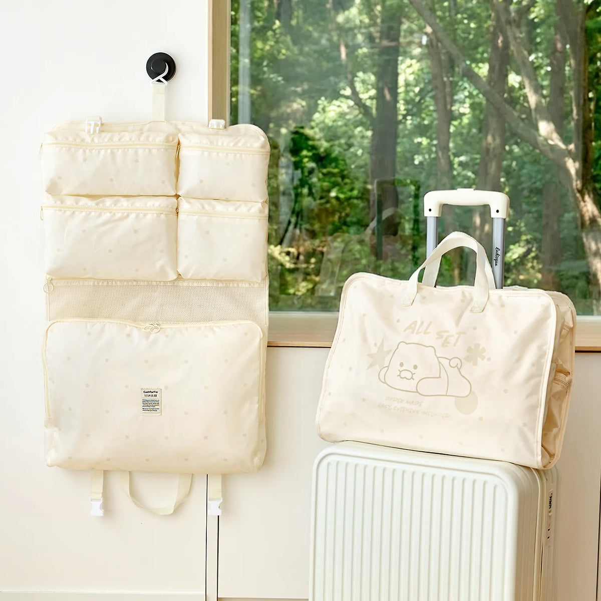 Keep your everyday essentials organized with the Kakao Friends - Chunsik Hanging Pouch.