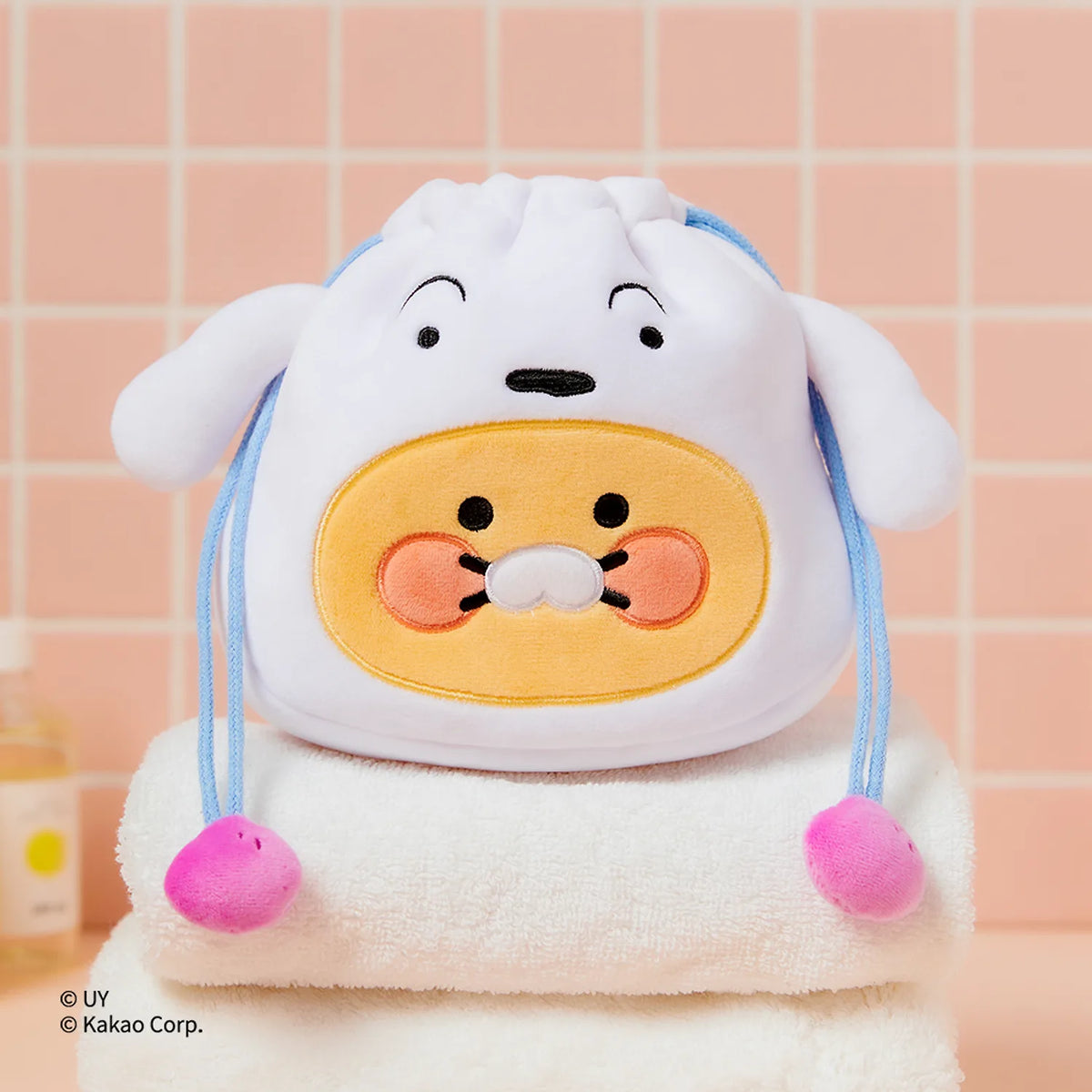Keep your small essentials organized with the Kakao Friends x Crayon Shinchan - Chunsik Face Pouch.