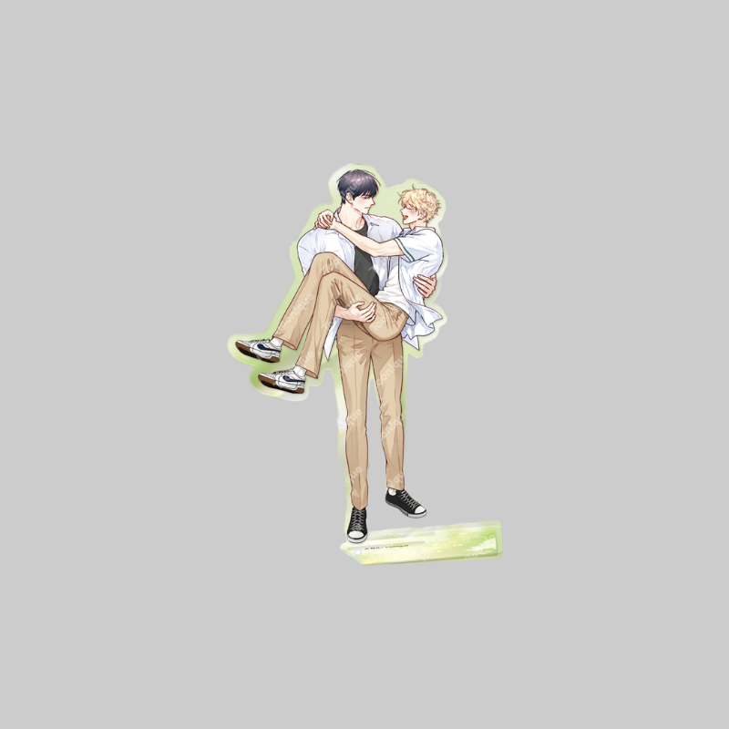 Display your favorite couple from Love is an Illusion! Superstar with the official Toonique Couple Acrylic Stand.