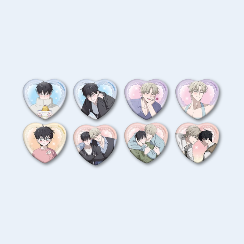 This collectible heart-shaped button badge features exclusive artwork from the collaboration between Low Tide in Twilight Animation and Soyomo.