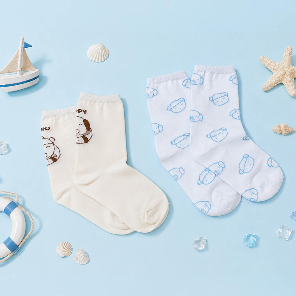 Add a playful touch to your everyday outfit with the Maru is a Puppy – Long Socks.