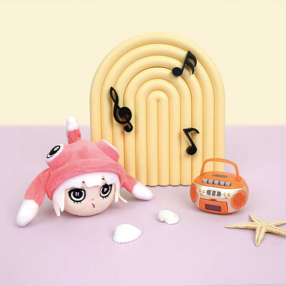 Featuring a charming character-inspired face design from My Bias Gets on the Last Train, this collectible keyring adds a playful touch to your everyday accessories.