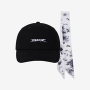 Inspired by the Run It collection, this stylish ball cap features a unique bandana-inspired design paired with official Stray Kids branding, making it a fashionable accessory for concerts, casual outings, and everyday wear.