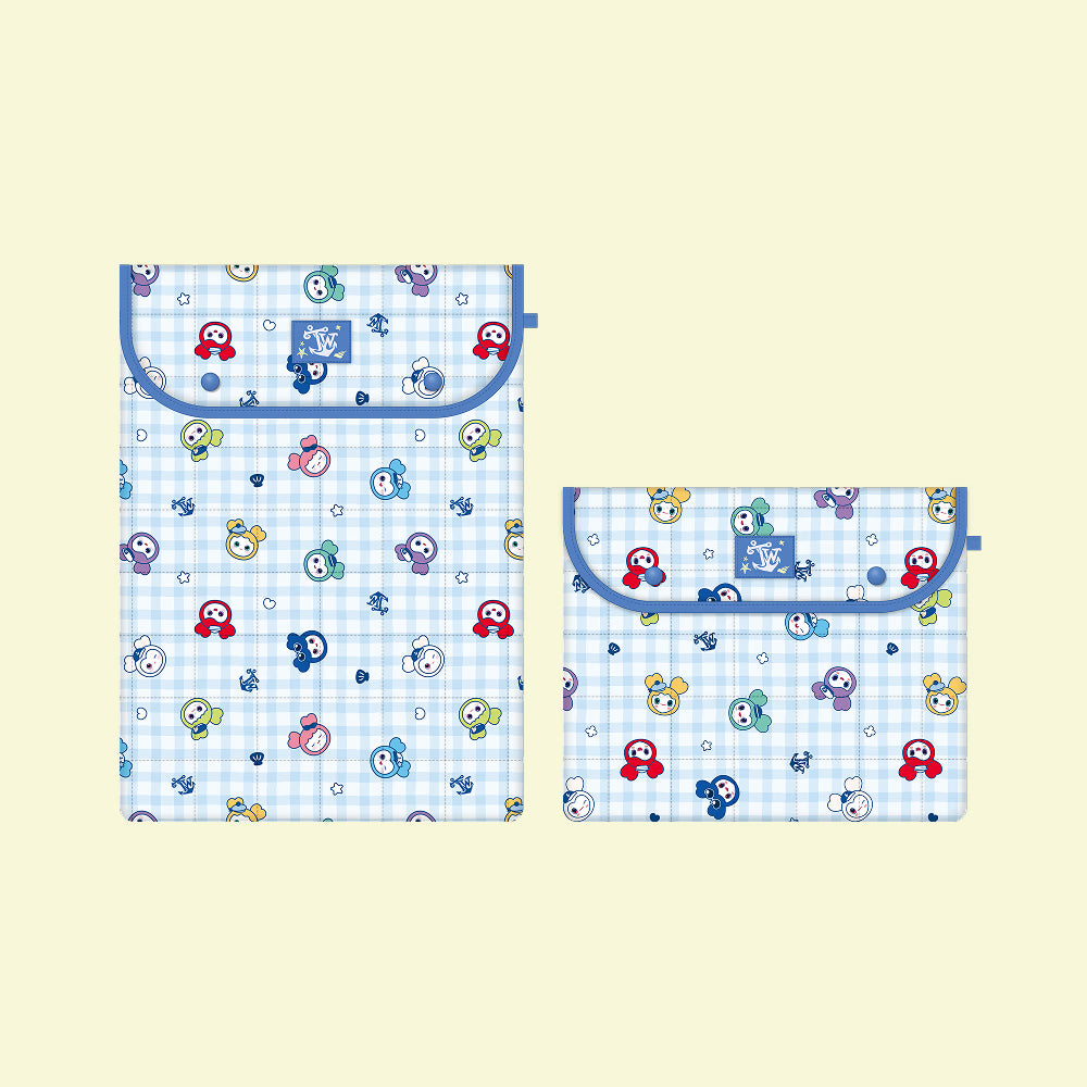 Featuring the beloved LOVELY characters, this laptop pouch combines practical protection with a charming character-inspired design.