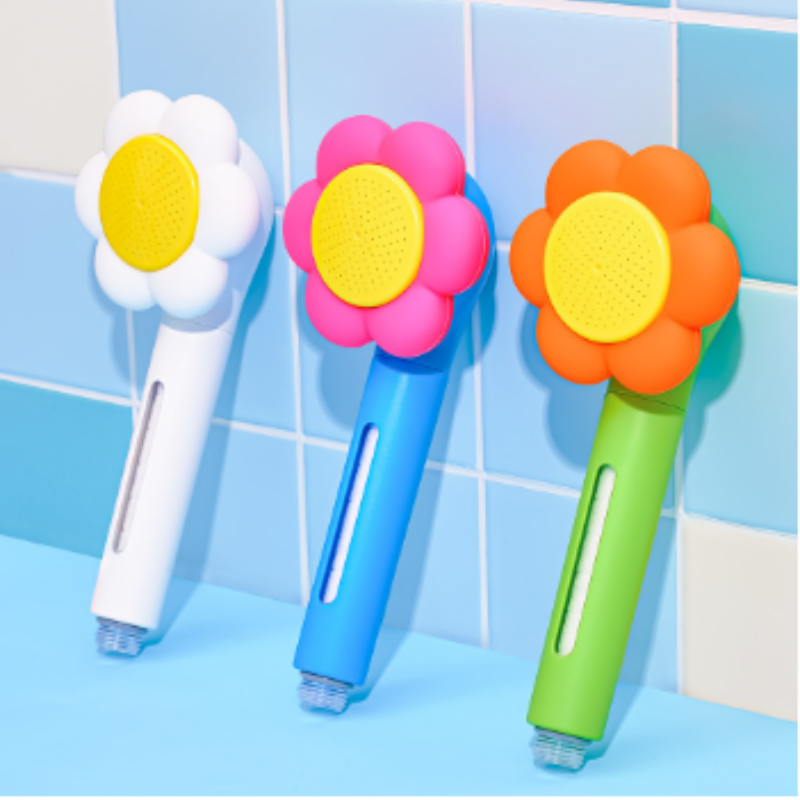 WIGGLE WIGGLE- Blooming Filter Shower Head - Pink & Blue
