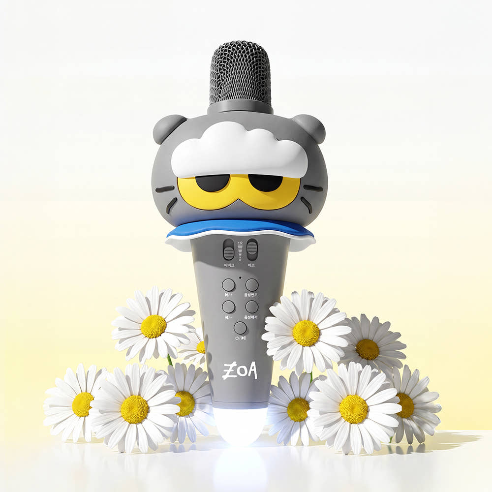 Sing along in style with the official ZO&FRIENDS – Bluetooth Microphone.