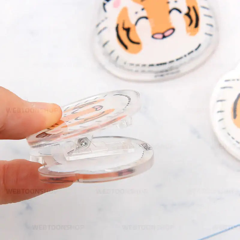 Tale of the Tiger Bride - Jibeom’s Face Acrylic Clip - Webtoon Shop - Paper Clips - Harumio