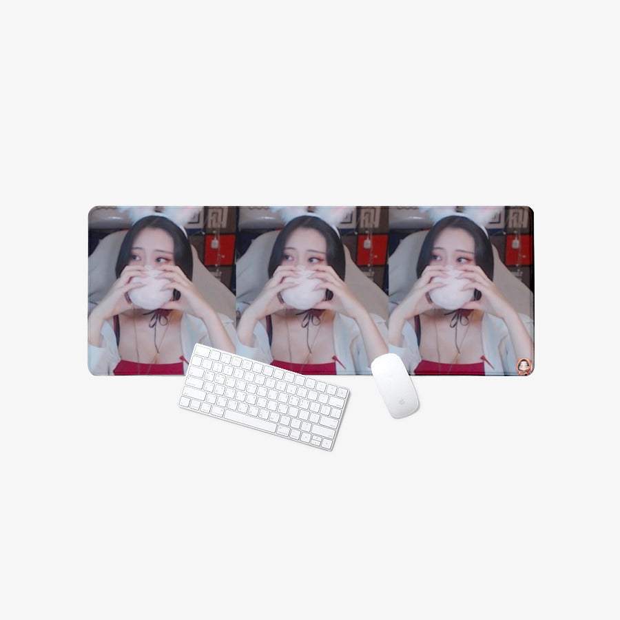 Arctic Fox - Rabbit Se Yeon Pad - Marpple Shop - Desk Mat - Harumio