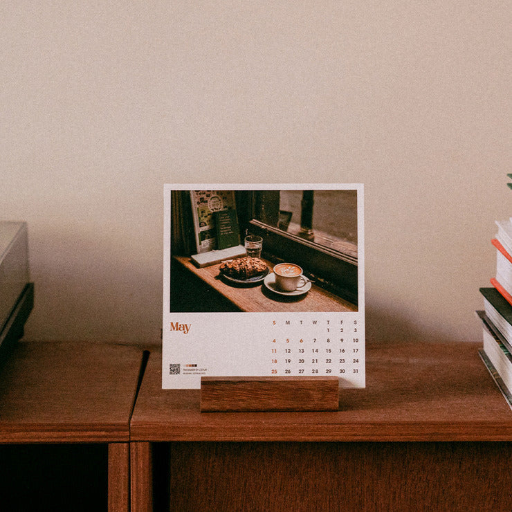 Lee Play - 2025 Desk Calendar - Marpple Shop - Calendar - Harumio