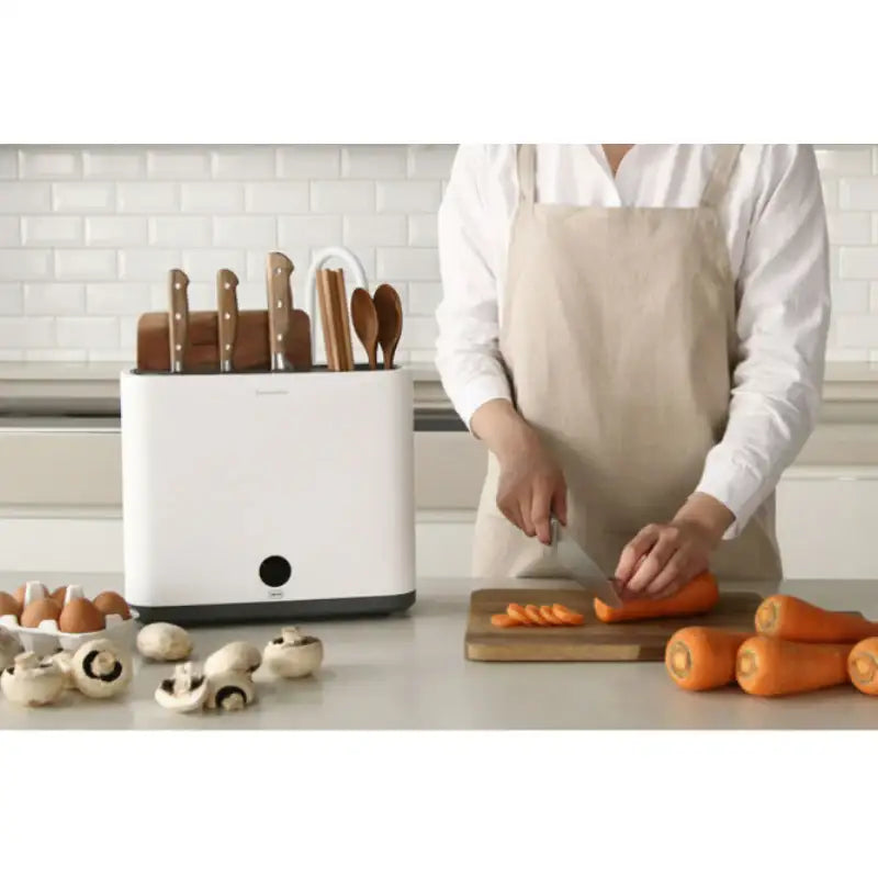Wadiz x LACUZIN - Knife Holder UV Sterilizer & Dry - Wadiz x LACUZIN - Knife Holder - Harumio