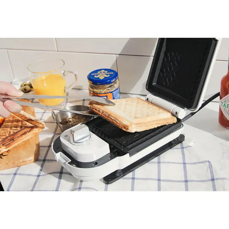 Wadiz x LACUZIN - Original Sandwich Maker - Wadiz x LACUZIN - Sandwich Maker - Harumio