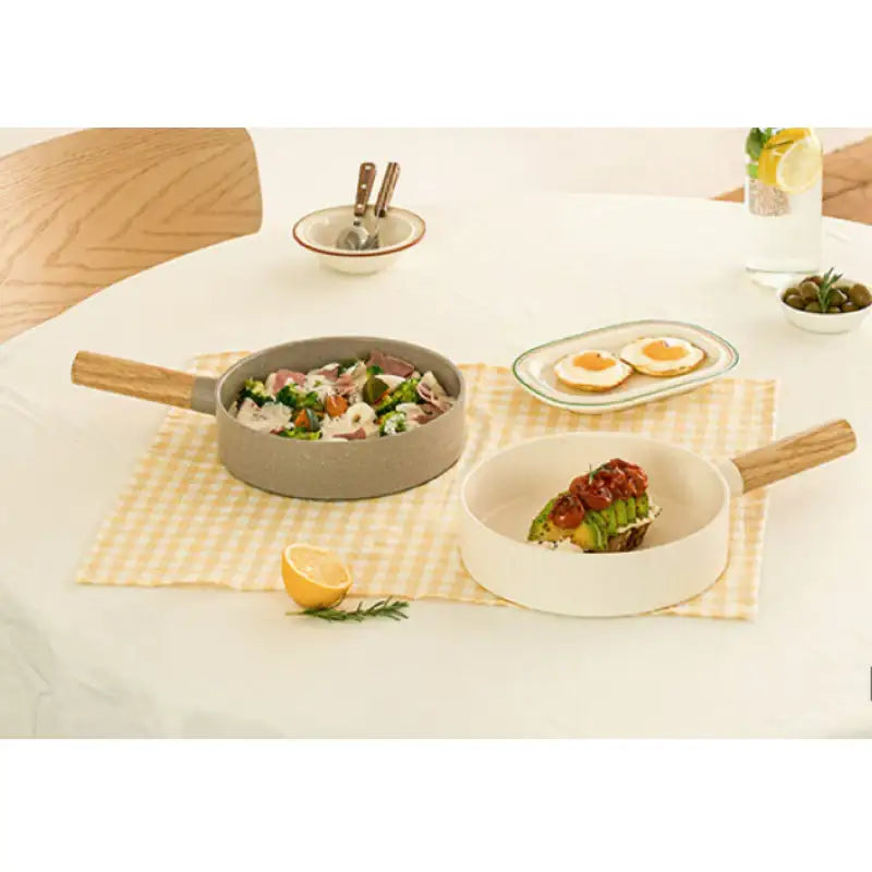 Wadiz x PungNyeon - Briller Buddy Multi Pan - Wadiz x PungNyeon - Multi Pan - Harumio
