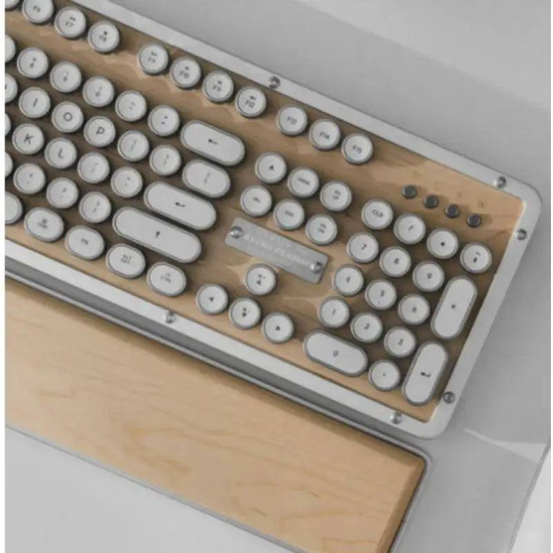Wadiz x AZIO - Retro Classic Keyboard - Wadiz x AZIO - Home & Living, Accessories - Harumio