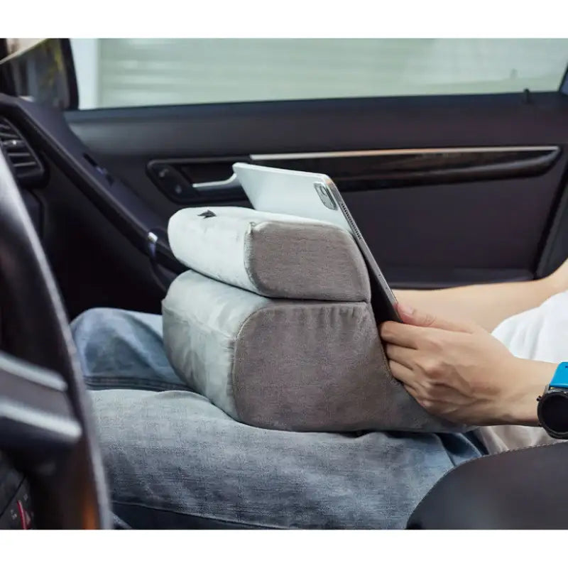 Wadiz x UGREEN - Tablet Pillow Stand - Wadiz x UGREEN - Laptop Stand - Harumio