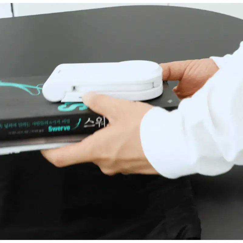 Wadiz x DK Store - MagSafe 3 in 1 Foldable Charger - Wadiz x DK Store - Wireless Charger - Harumio