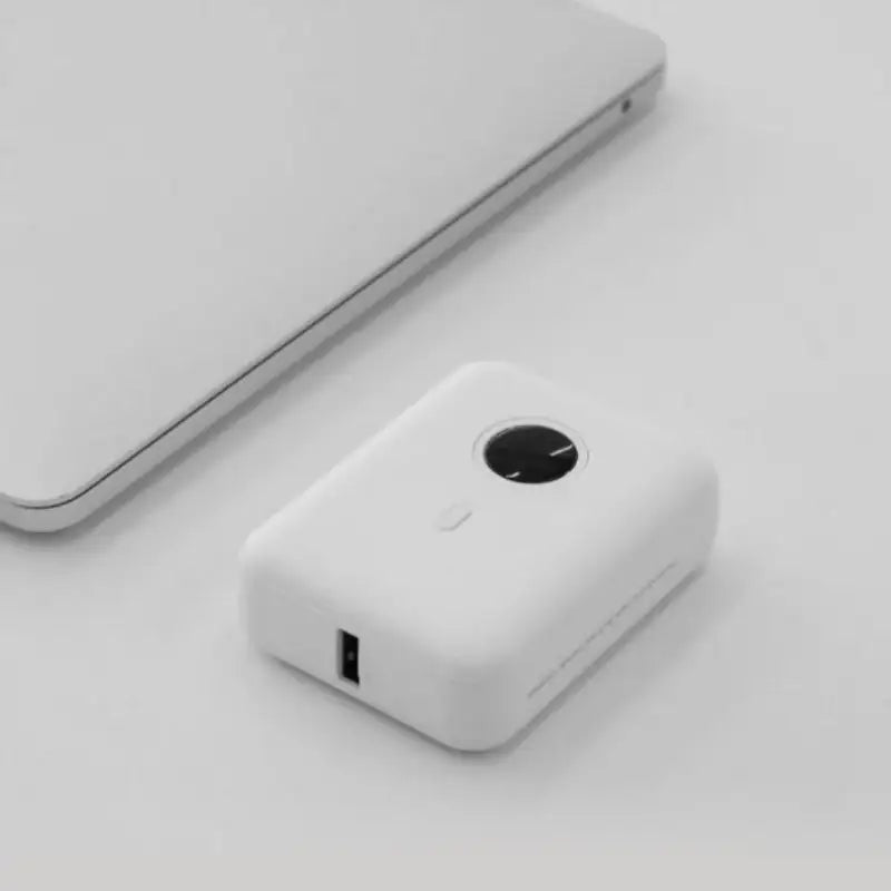 Wadiz x VOVA - Mini Power Bank - Wadiz x VOVA - Power Bank - Harumio