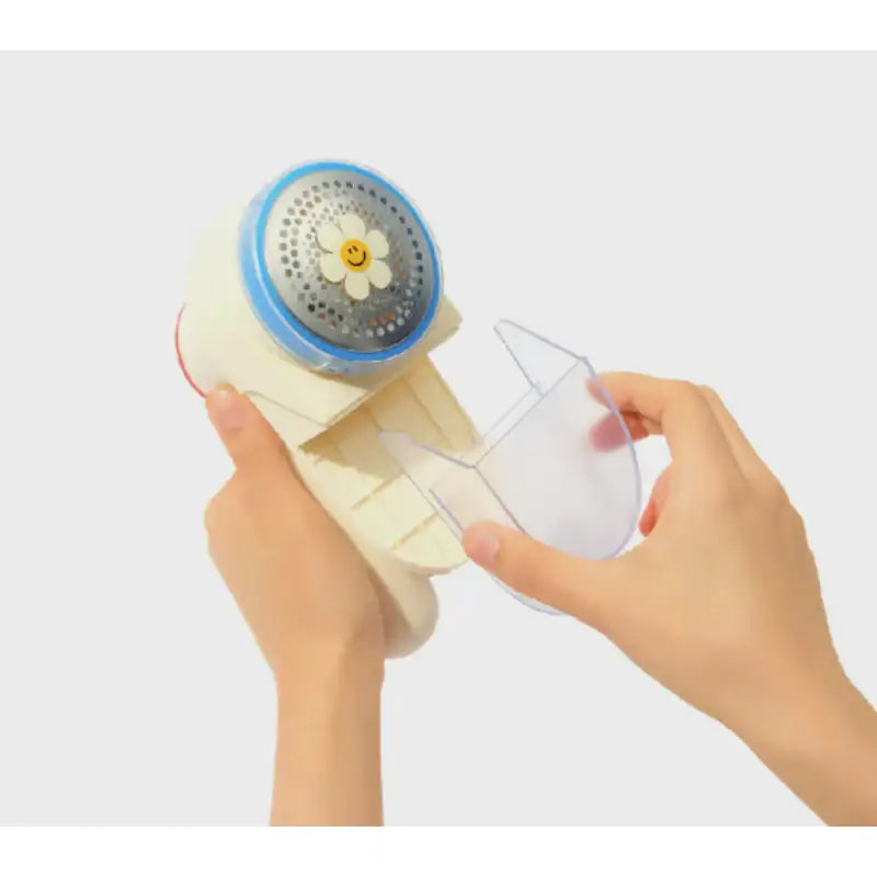 Wiggle Wiggle - Smile We Love Lint Remover - Wiggle Wiggle - Lint Remover - Harumio