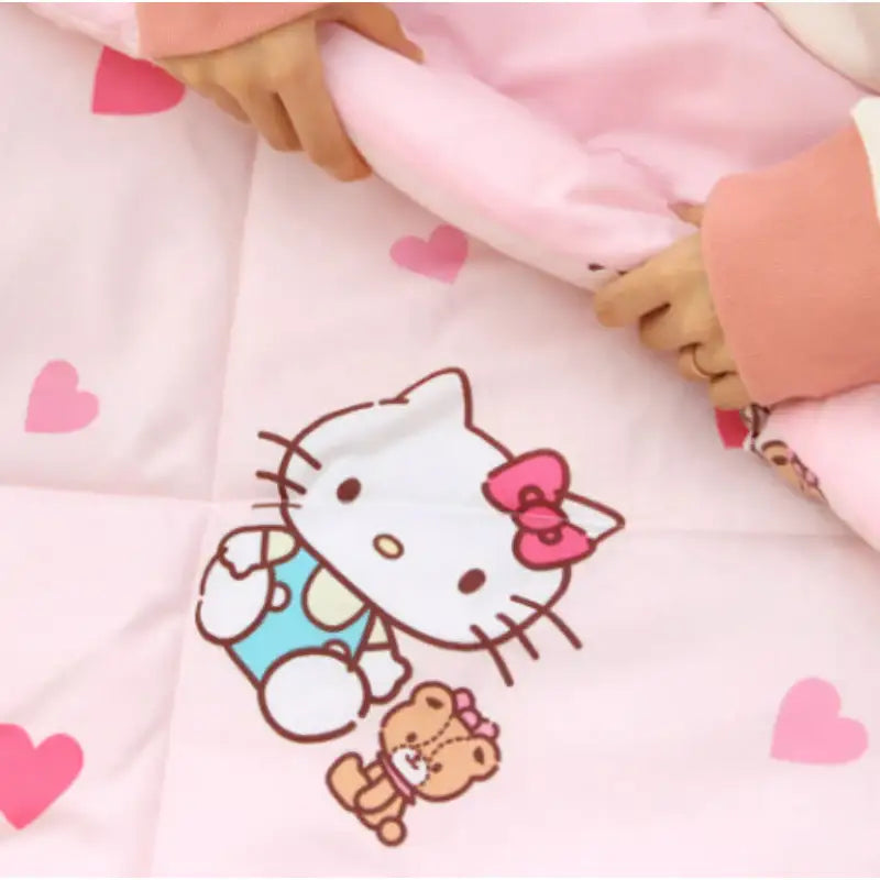 NARA HOME DECO X Sanrio - Hello Kitty Quilt Heart Up - NARA HOME DECO - Blanket - Harumio
