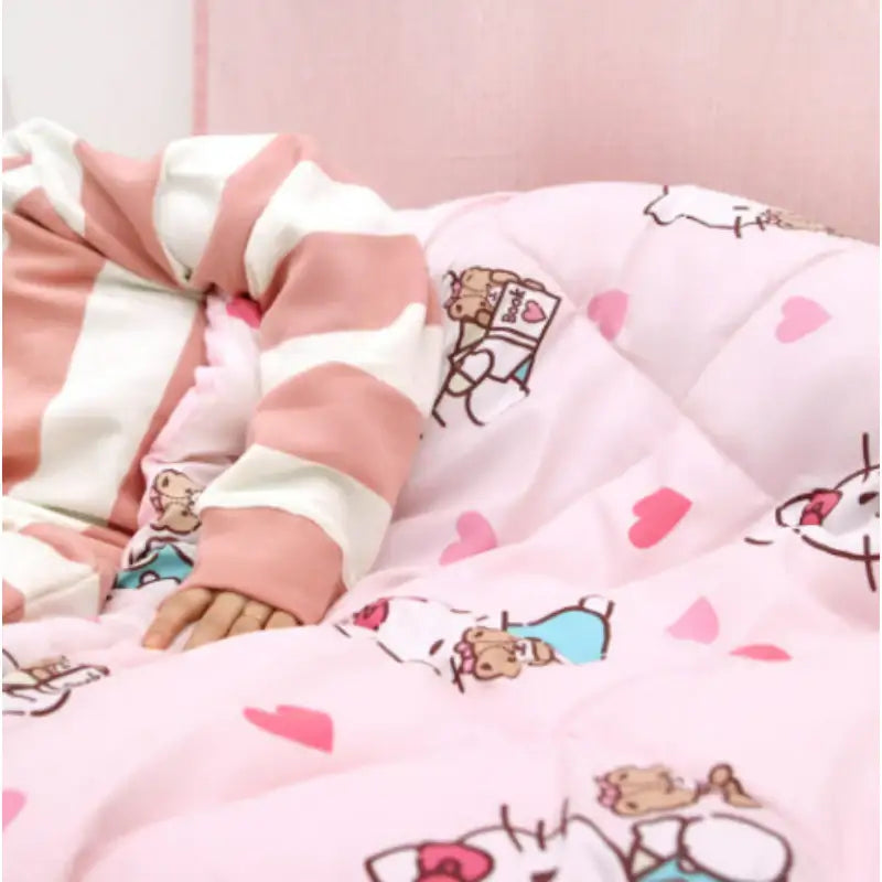 NARA HOME DECO X Sanrio - Hello Kitty Quilt Heart Up - NARA HOME DECO - Blanket - Harumio