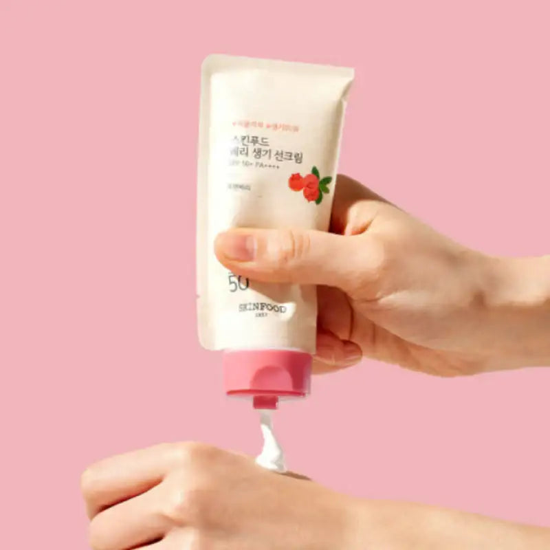SKINFOOD - Berry Glowing Sun Cream - SKINFOOD - Sun Cream - Harumio