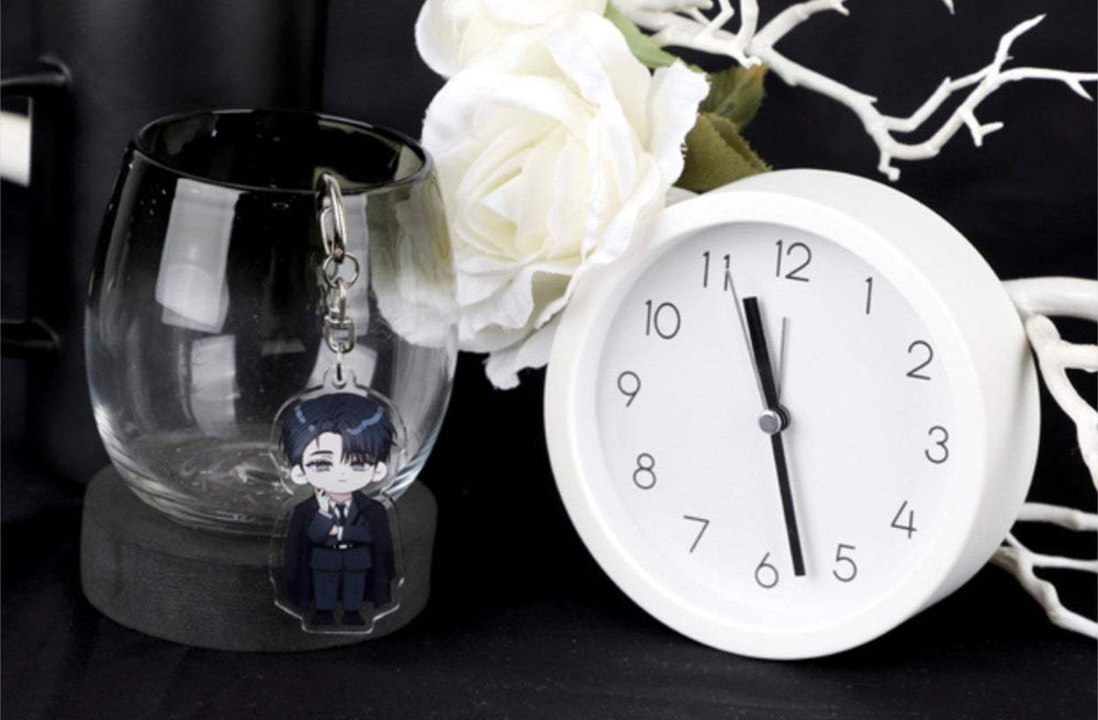 Debut Or Die - VTIC Acrylic Keyring - KWSTORE - Acrylic Keyring - Harumio