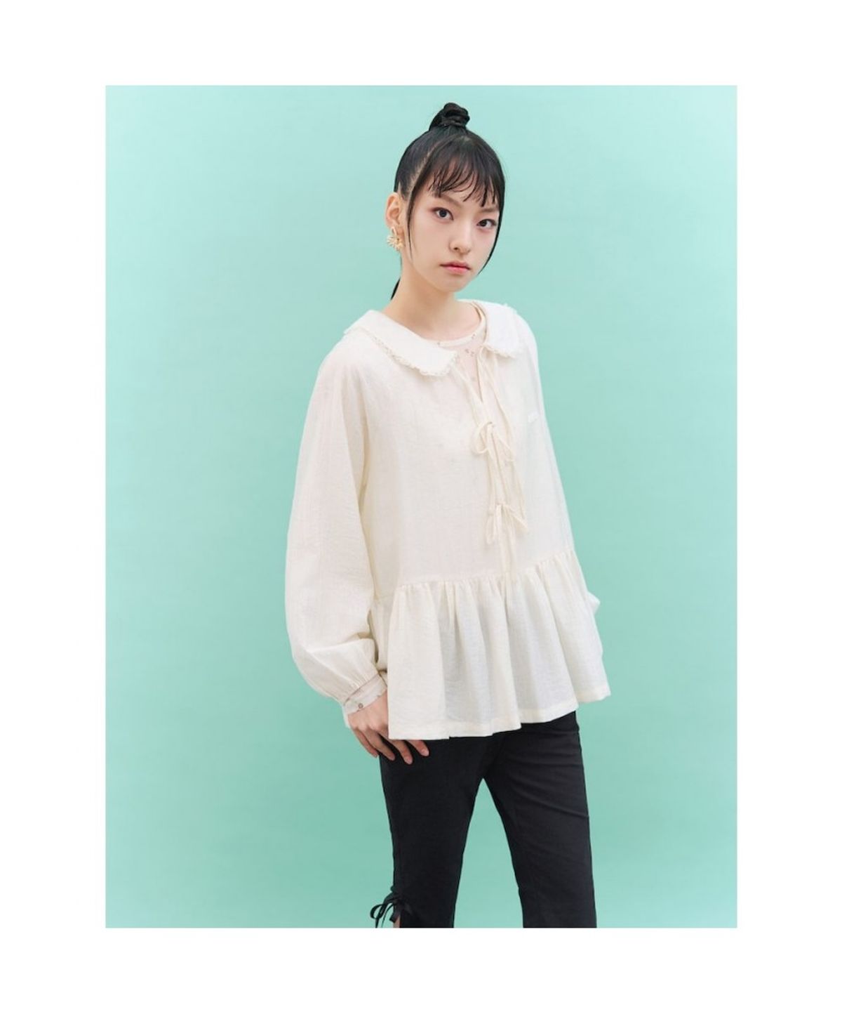 Kim Minju x Musinsa - Shirred Ribbon Blouse