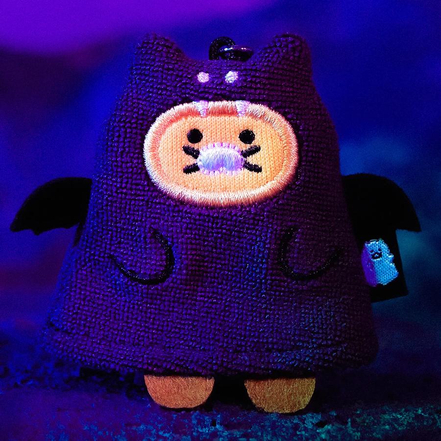 Kakao Friends - Nyangnyang Special Bat Smartphone Cleaner Strap (Choonsik)