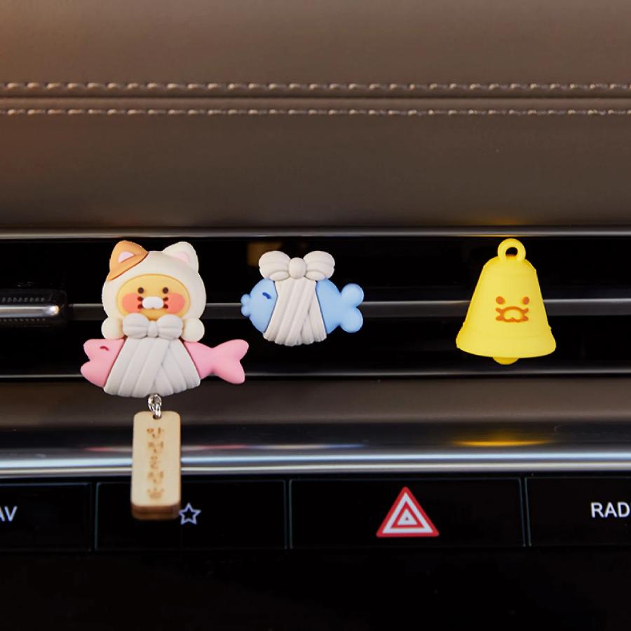 Kakao Friends - Nyangnyang Safe Driving Air Vent Figure (Choonsik)