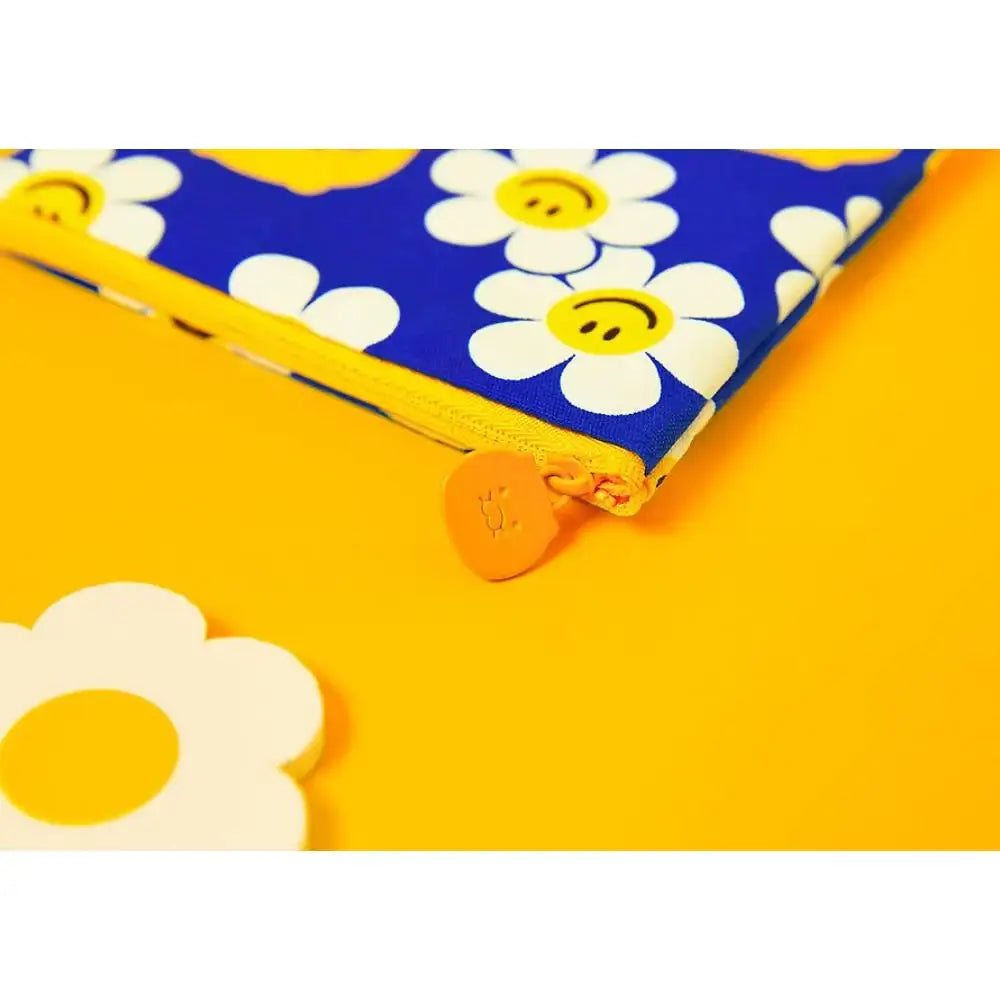 Kakao Friends x Wiggle Wiggle - Choonsik Flower Pouch - Kakao Friends - Home & Living, Accessories - Harumio