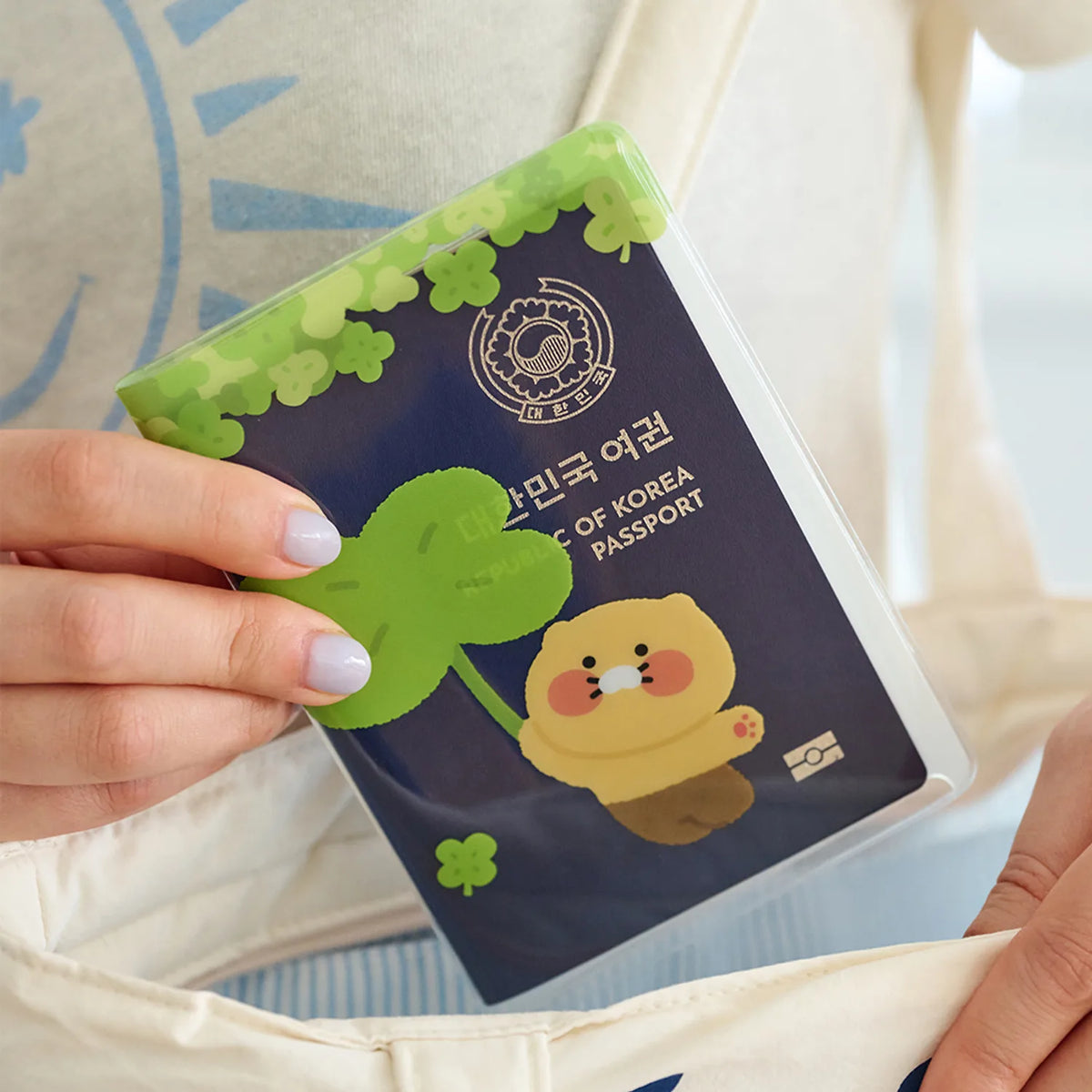 Kakao Friends - Four-leaf Clover Passport Case