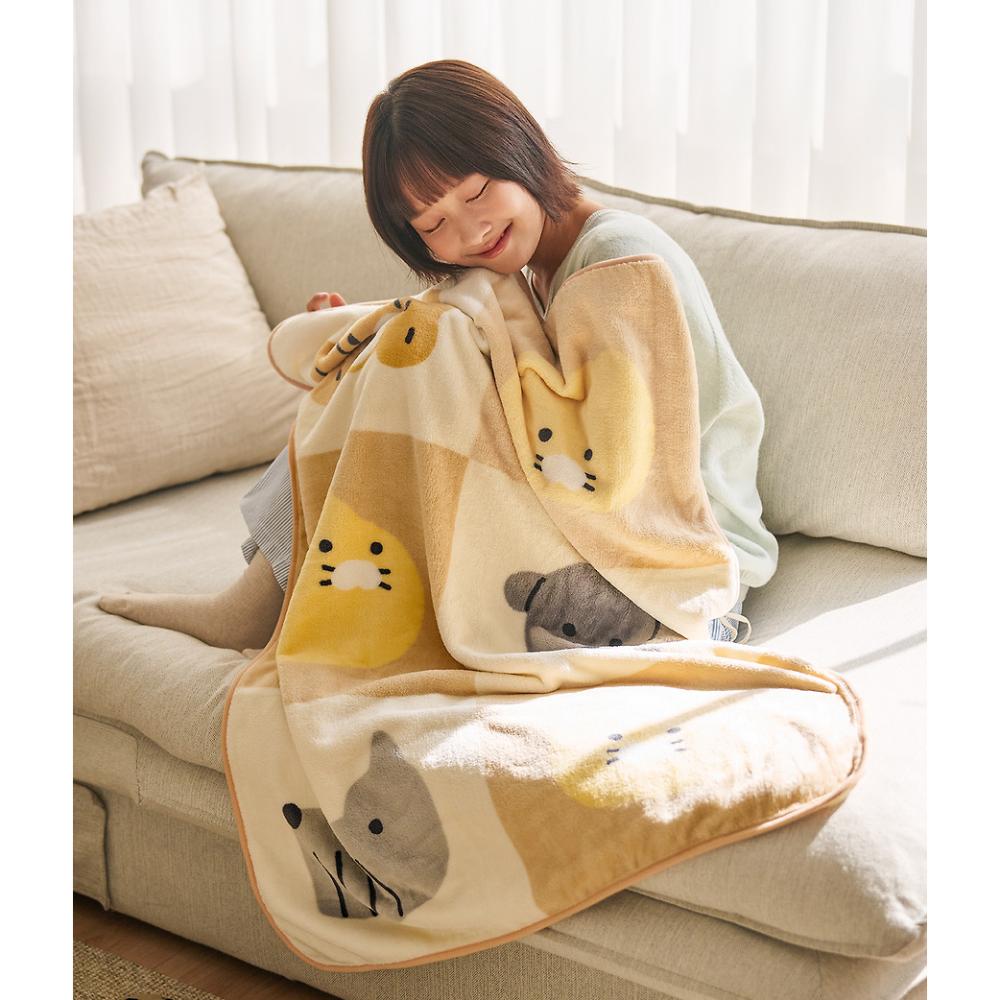 Kakao Friends - FRIENDAY Choonsik Gift Pack Knee Blanket (Beige)