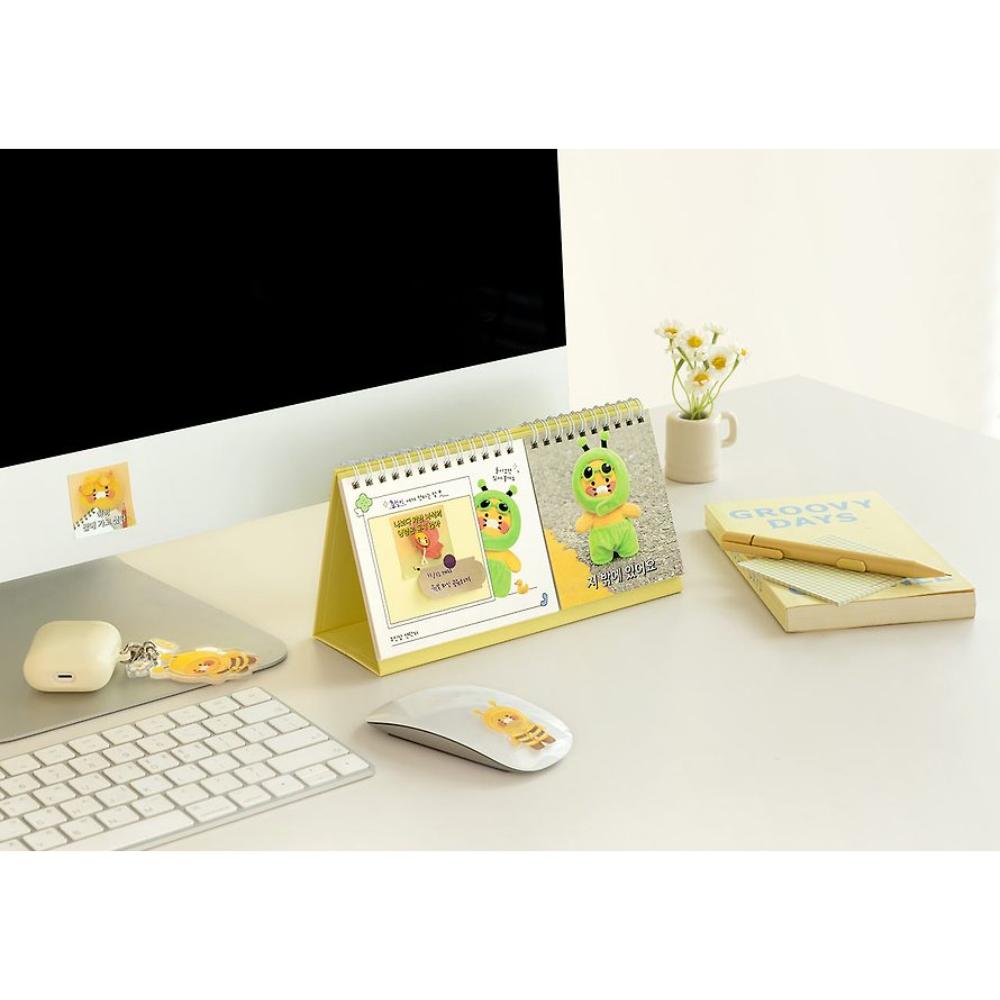 Kakao Friends - Choonsik 2025 Photo Twin Desk Calendar - Kakao Friends - Calendar - Harumio